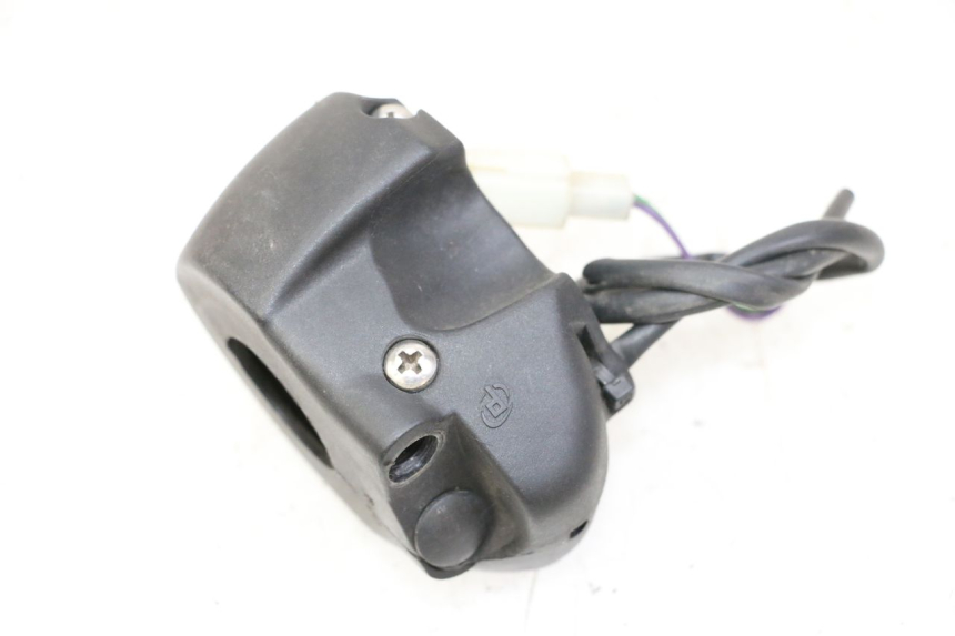 photo de INTERRUPTOR DERECHO PEUGEOT CITYSTAR 50 (2013 - 2017) - Detalle de la pieza