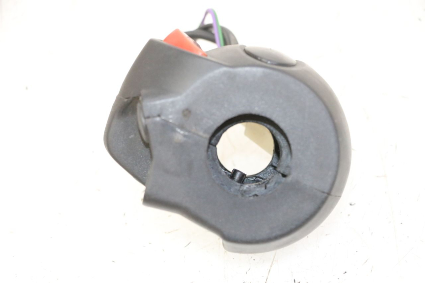 photo de INTERRUPTOR DERECHO PEUGEOT CITYSTAR 50 (2013 - 2017) - Vista general del producto