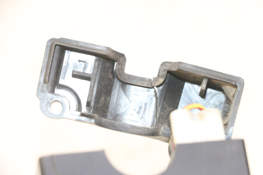 photo de CONMUTADOR DERECHA HONDA CRF-F CRF F 110 (2019 - 2022) - Zoom estado de uso