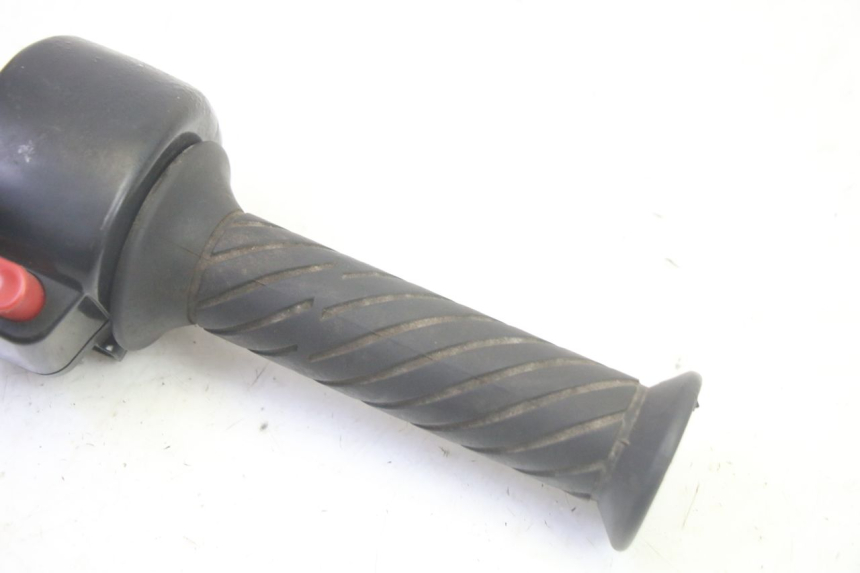 photo de INTERRUPTOR DERECHO SYM CROX 4T 50 (2016 - 2023) - Zoom estado de uso