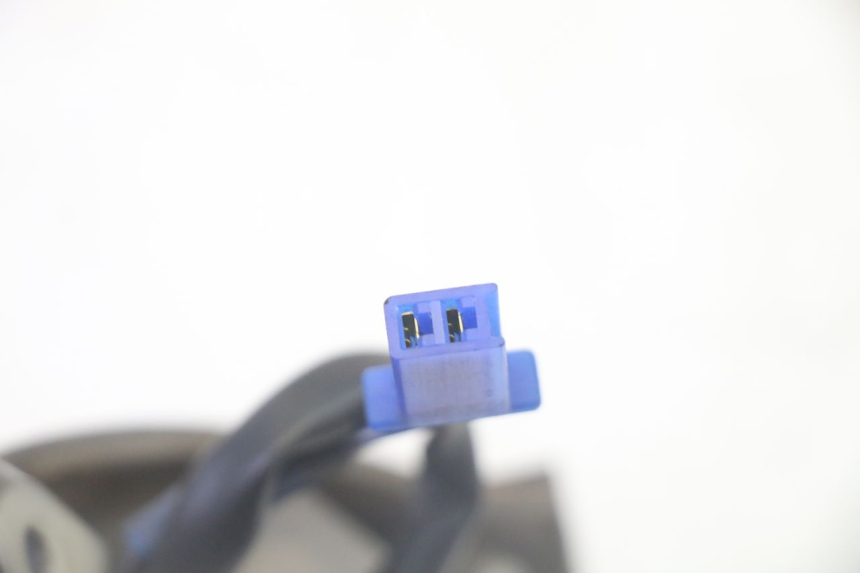 photo de CONMUTADOR DERECHA YAMAHA CYGNUS X INJECTION 125 (2007 - 2013) - Estado de la superficie y material