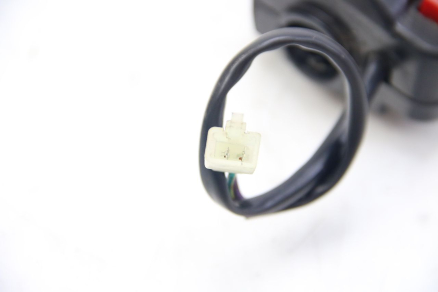 photo de INTERRUPTOR DERECHO LONGJIA DIGITA 4T 50 (2019 - 2022) - Marcados y referencias originales