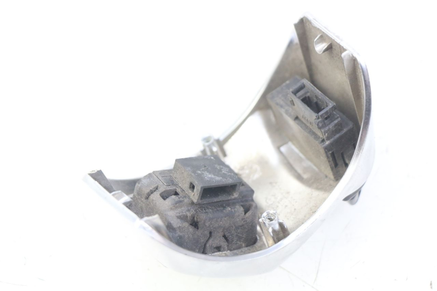 photo de INTERRUPTOR DERECHO PEUGEOT DJANGO 2T 50 (2014 - 2019) - Primer plano técnico