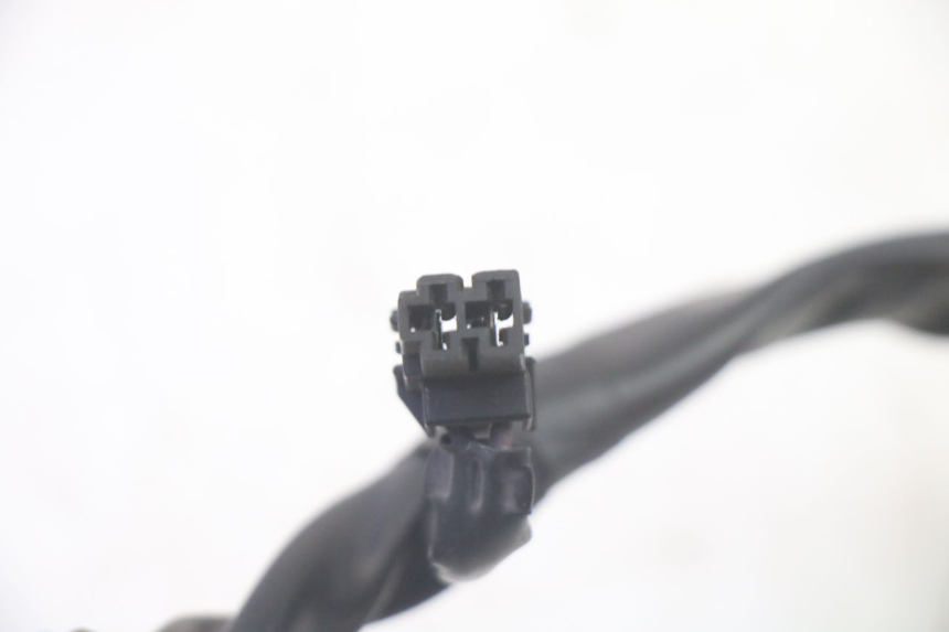 photo de CONMUTADOR DERECHA SUZUKI DL V STROM 1000 (2002 - 2007) - Estado de la superficie y material