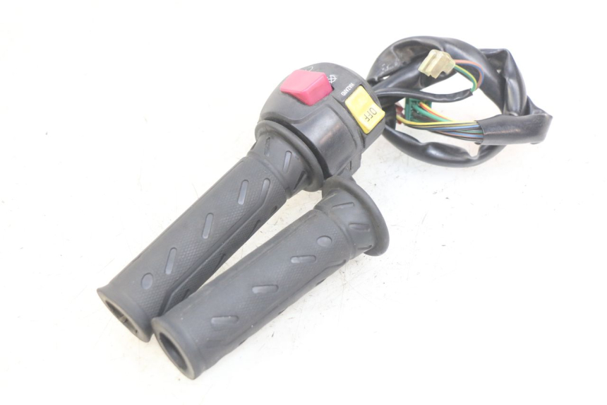 photo de INTERRUPTOR DERECHO KYMCO DOWNTOWN ABS 125 (2015 - 2017) - Vista general del producto