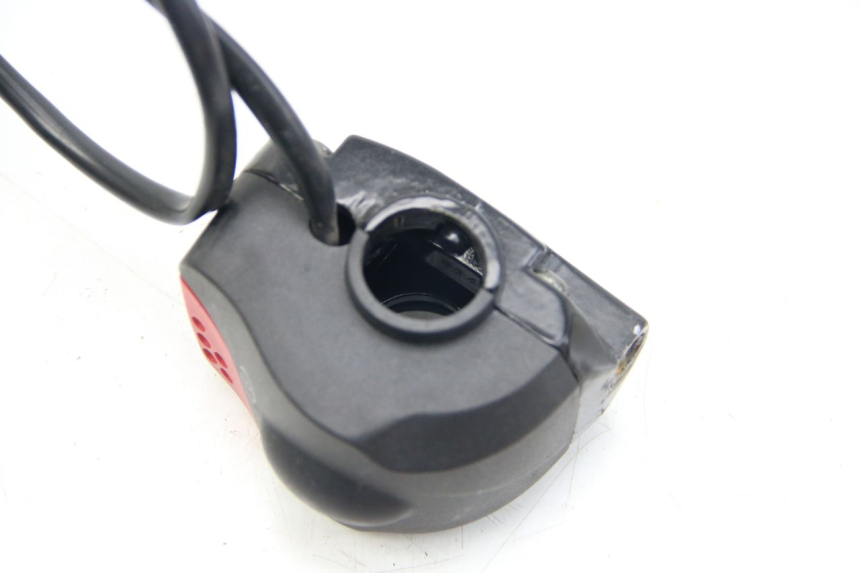 photo de INTERRUPTOR DERECHO PEUGEOT E-VIVACITY 1 (2012 - 2018) - Otra perspectiva