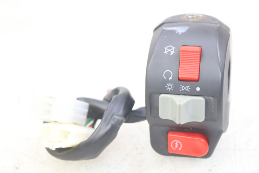 photo de INTERRUPTOR DERECHO EFUN E2GO 1 (2017 - 2021) - Vista principal