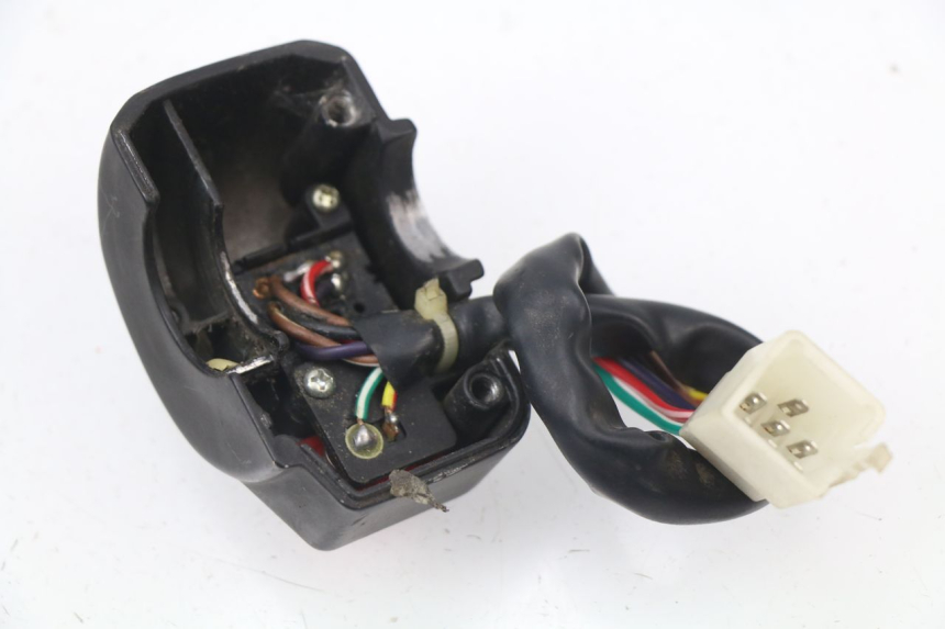 photo de CONMUTADOR DERECHA BAOTIAN EAGLE 50 (2009 - 2011) - Zoom estado de uso