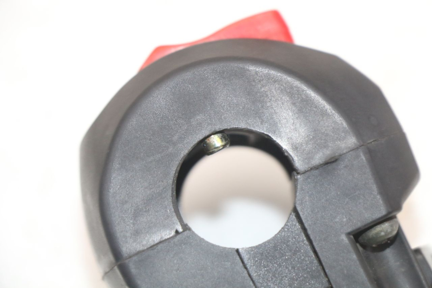 photo de CONMUTADOR DERECHA EBROH BRAVO GLE 1 (2020 - 2024) - Detalles de los puntos de fijación