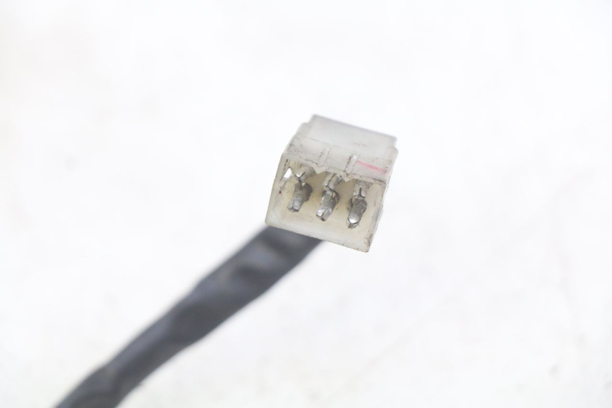 photo de INTERRUPTOR DERECHO PEUGEOT ELYSEO 125 (1999 - 2004) - Detalle de la pieza