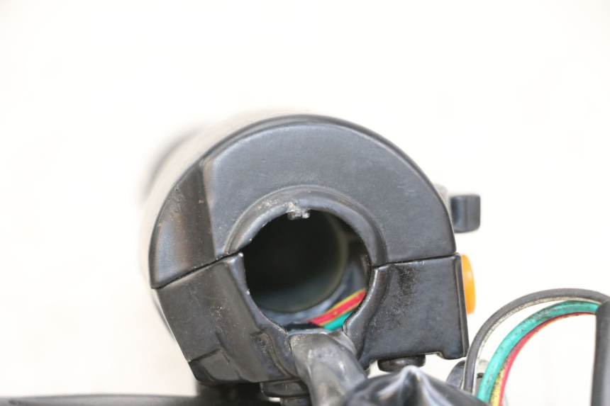 photo de CONMUTADOR DERECHA EUROCKA RETRO 50 (2007 - 2014) - Primer plano técnico