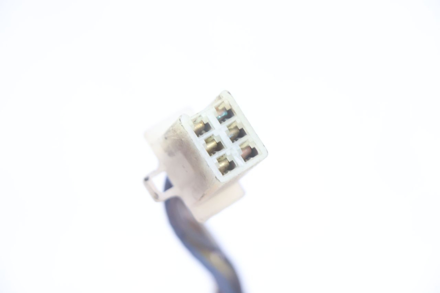 photo de CONMUTADOR DERECHA MBK EVOLIS 80 (1993 - 1999) - Estado de la superficie y material