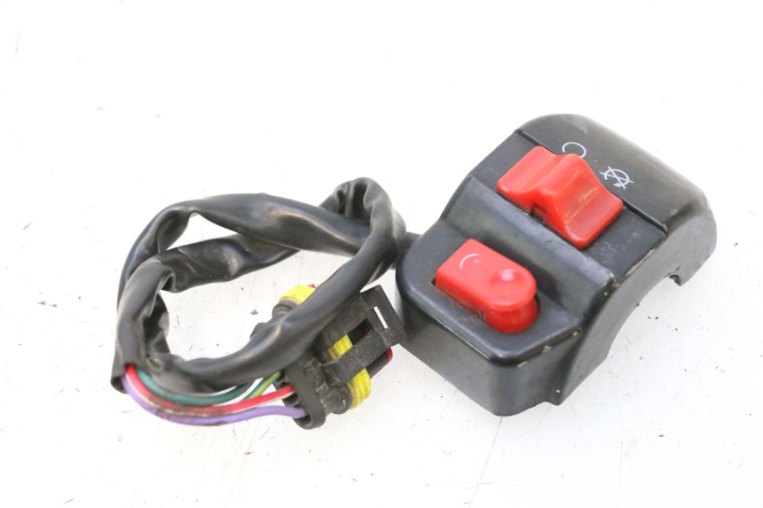 photo de MANDO DERECHO KEEWAY F-ACT FACT EVO 50 (2020 - 2026) - Zoom estado de uso