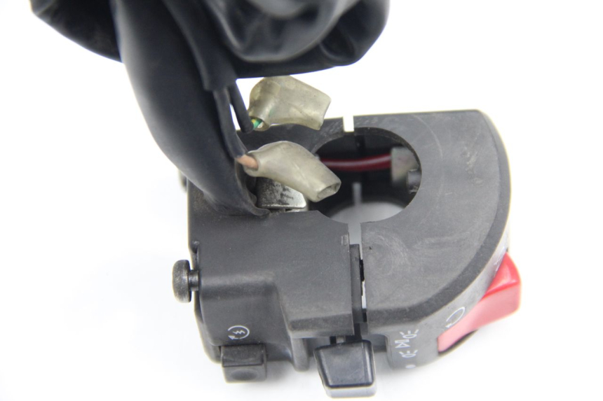 photo de INTERRUPTOR DERECHO YAMAHA FJR ABS 1300 (2006 - 2012) - Detalle de la pieza