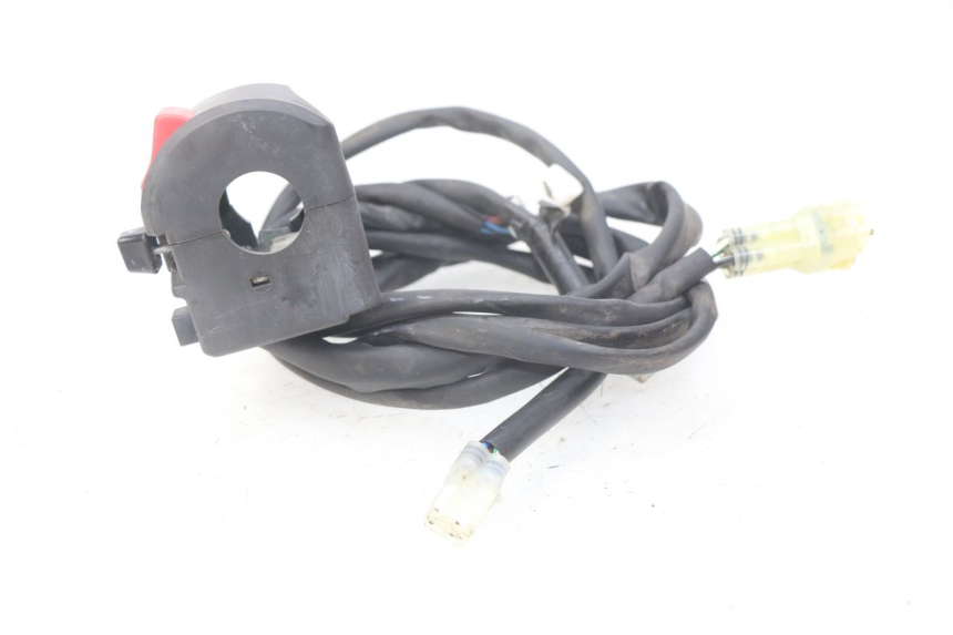 photo de INTERRUPTOR DERECHO YAMAHA FJR ABS 1300 (2016 - 2020) - Primer plano técnico