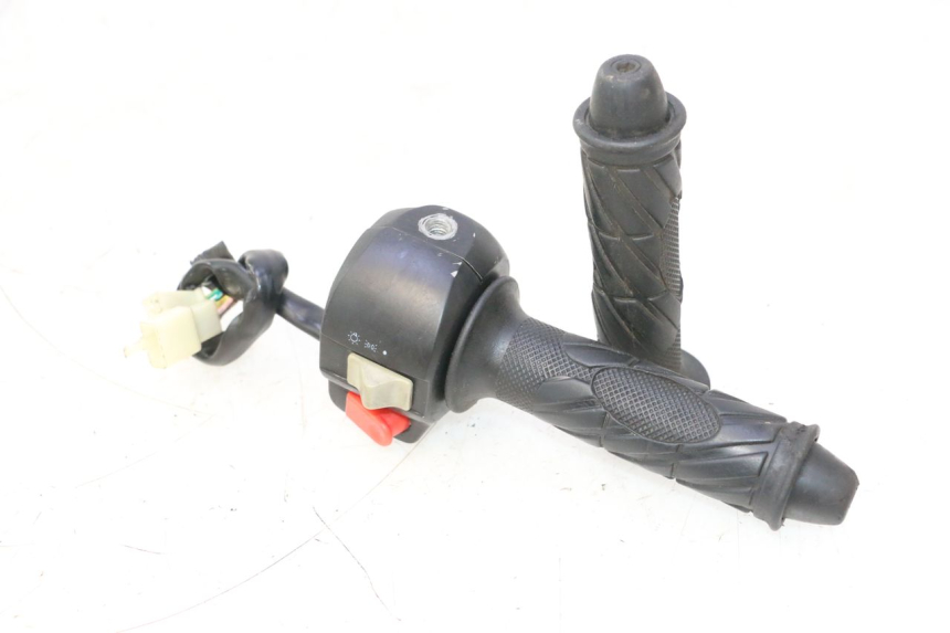 photo de CONMUTADOR DERECHA KEEWAY FOCUS 50 (2006 - 2009) - Vista principal