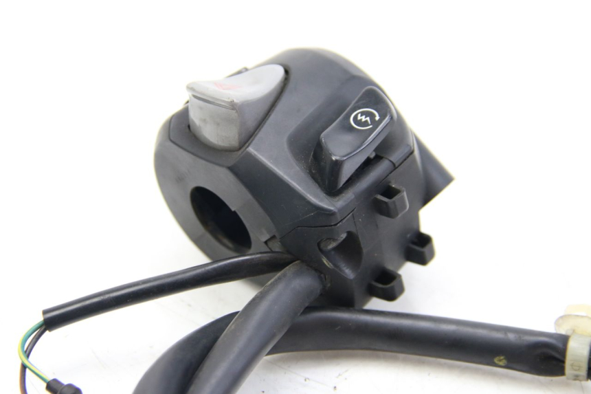 photo de INTERRUPTOR DERECHO HONDA FORZA 125 (2015 - 2016) - Vista general del producto