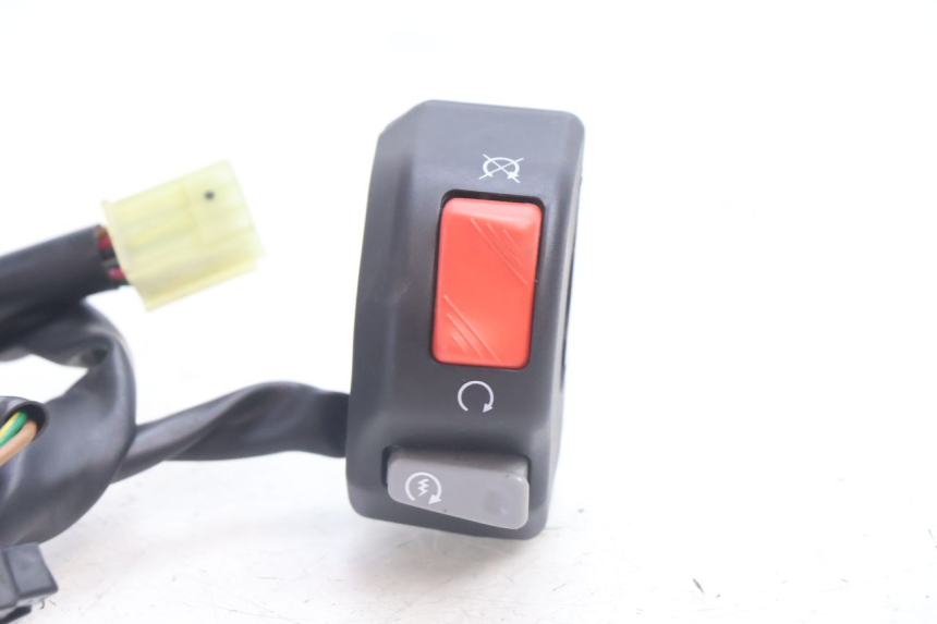 photo de CONMUTADOR DERECHA YAMAHA FZ8 800 (2010 - 2016) - Detalle de la pieza