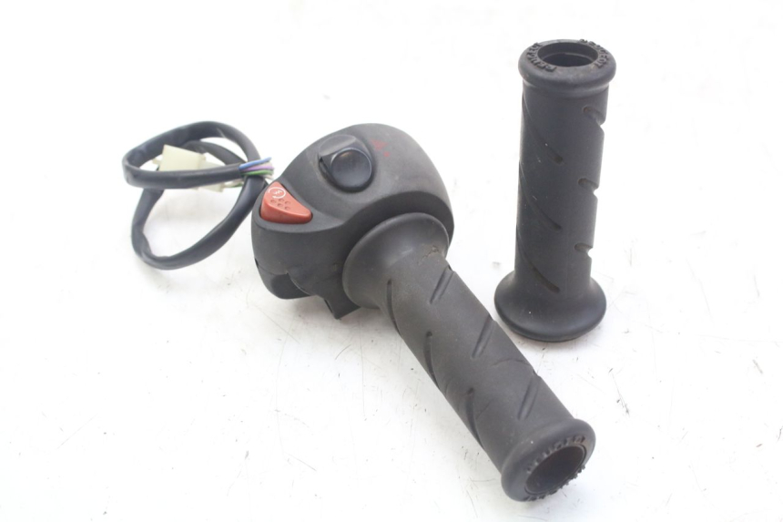 photo de CONMUTADOR DERECHA PEUGEOT GEOPOLIS RS 125 (2007 - 2009) - Vista principal