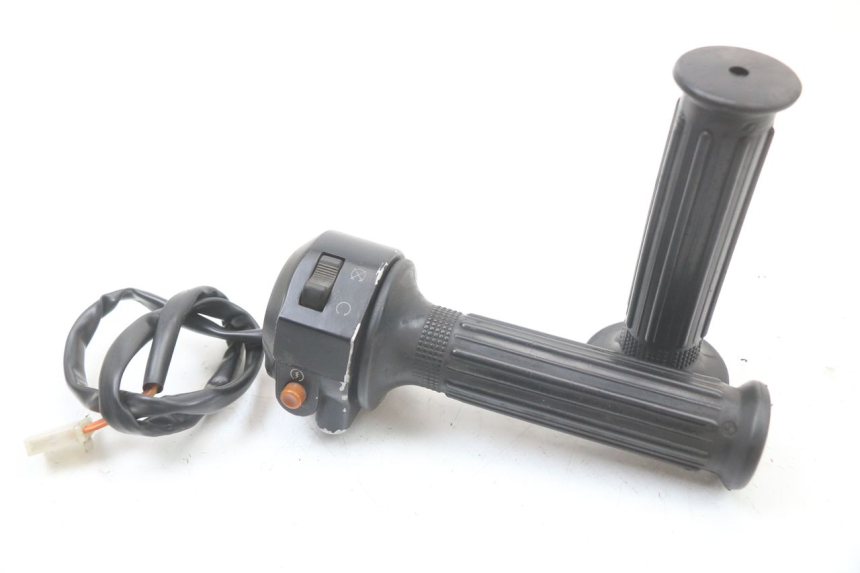 photo de Interruptor de dirección HYOSUNG GF 125 (2001 - 2005) - Otra perspectiva