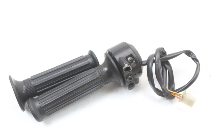 photo de Interruptor de dirección HYOSUNG GF 125 (2001 - 2005) - Vista general del producto