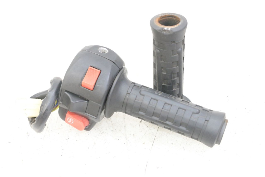 photo de CONMUTADOR DERECHA GOES WIKI 125 (2010 - 2015) - Vista principal