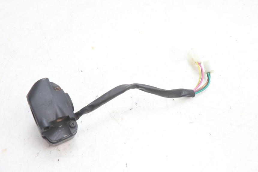 photo de CONMUTADOR DERECHA NECO GPX LC 2T 50 (2014 - 2018) - Primer plano técnico