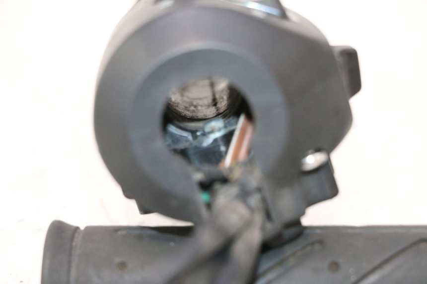 photo de CONMUTADOR DERECHA KYMCO GRAND DINK 125 (2008 - 2014) - Detalle de la pieza
