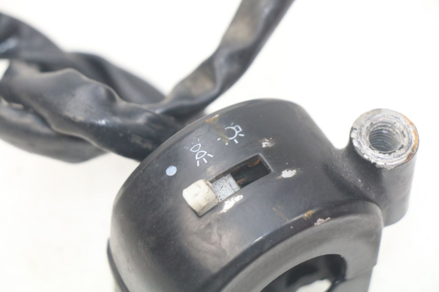 photo de INTERRUPTOR DERECHO EUROCKA GREEN 1 - Detalle de la pieza