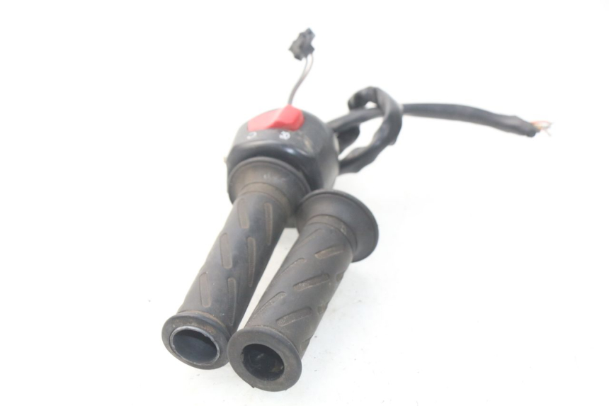 photo de CONMUTADOR DERECHA SUZUKI GSX-R GSXR 600 (2001 - 2003) - Vista general del producto