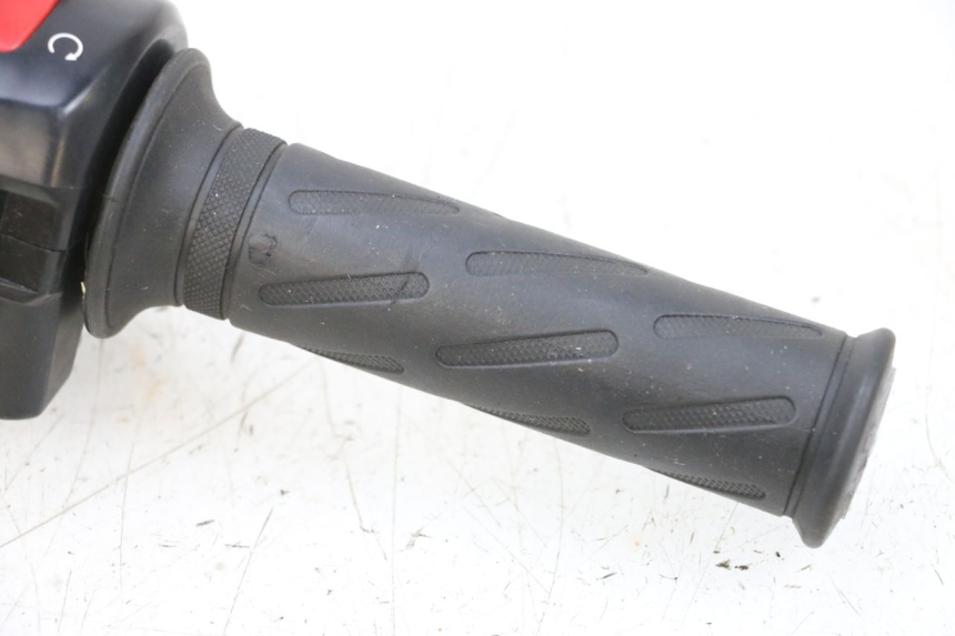 photo de CONMUTADOR DERECHA SUZUKI GSXR GSX-R 1000 (2003 - 2004) - Características distintivas