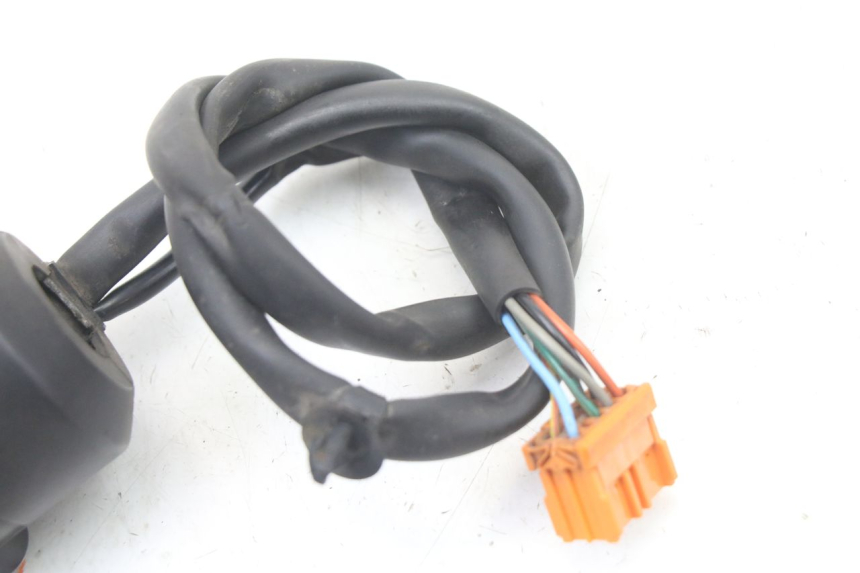 photo de INTERRUPTOR DERECHO HONDA FES S-WING SWING ABS 125 (2007 - 2015) - Vista general del producto