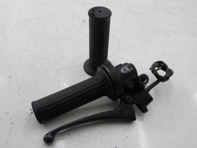 photo de CONMUTADOR DERECHA HONDA NH VISION 50 (1985 - 1994) - Vista principal