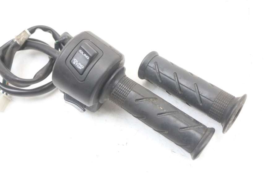 photo de CONMUTADOR DERECHA HONDA PCX (JF28) 125 (2009 - 2011) - Zoom estado de uso