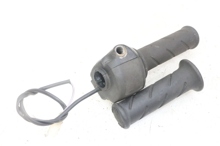 photo de CONMUTADOR DERECHA PEUGEOT JET FORCE CARBU 50 (2003 - 2016) - Zoom estado de uso