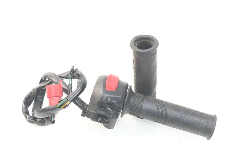 photo de CONMUTADOR DERECHA SYM JOYMAX 250 (2013 - 2017) - Vista principal