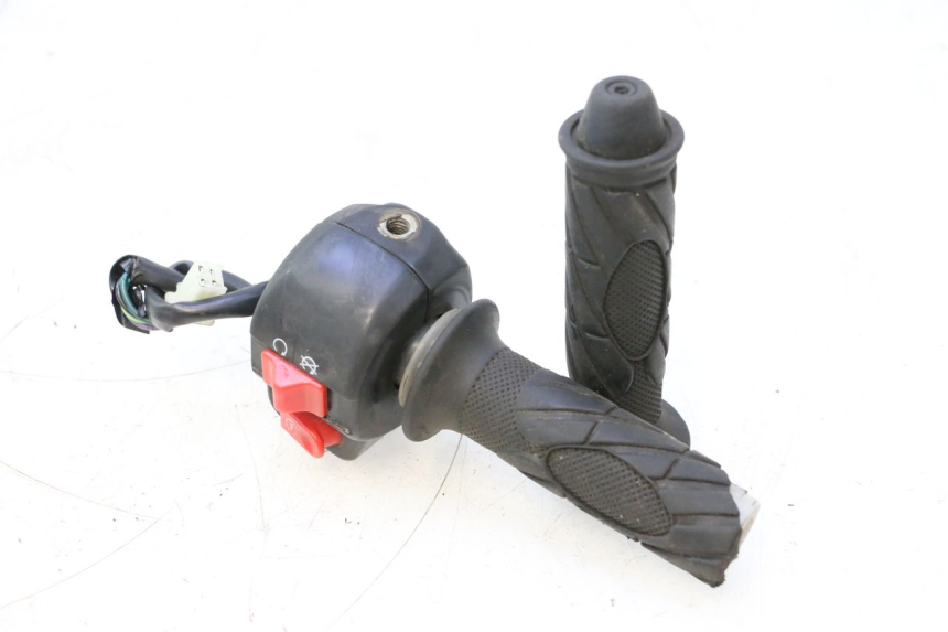 photo de CONMUTADOR DERECHA RIDE JUMP 2T 50 (2012 - 2017) - Vista principal