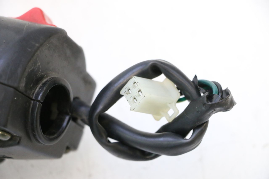 photo de CONMUTADOR DERECHA RIDE JUMP 2T 50 (2012 - 2017) - Primer plano técnico