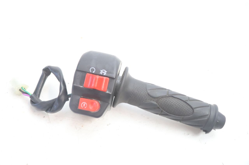 photo de CONMUTADOR DERECHA RIDE JUMP 2T 50 (2012 - 2017) - Vista principal