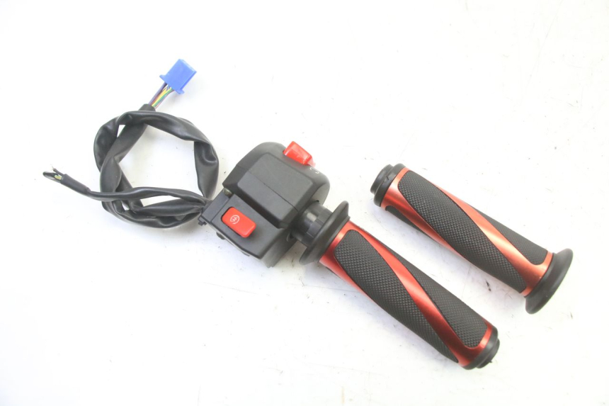 photo de CONMUTADOR DERECHA KIDEN KD125-G 125 (2018 - 2022) - Vista principal