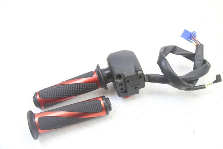 photo de CONMUTADOR DERECHA KIDEN KD125-G 125 (2018 - 2022) - Vista general del producto