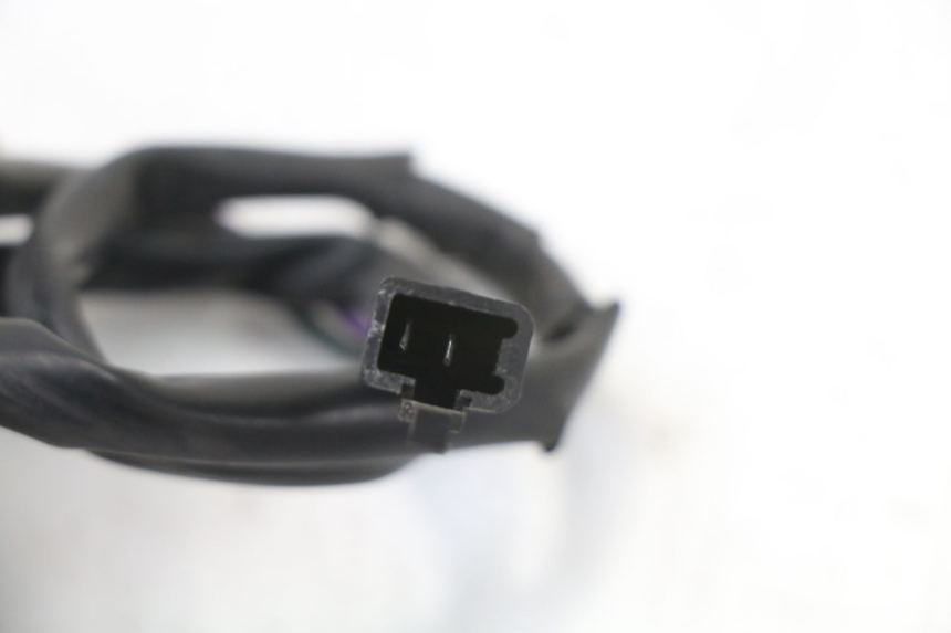 photo de INTERRUPTOR DERECHO PEUGEOT KISBEE 4T 50 (2010 - 2017) - Vista general del producto