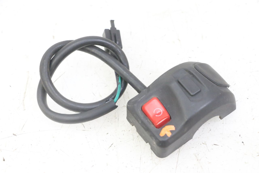 photo de INTERRUPTOR DERECHO PEUGEOT KISBEE 4T 50 (2018 - 2022) - Vista principal