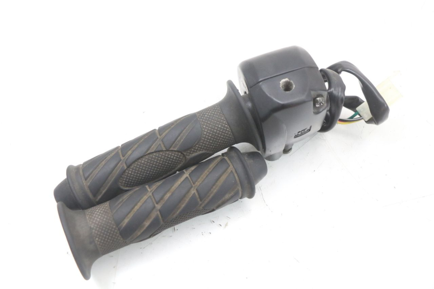 photo de CONMUTADOR DERECHA ORCAL KITE 4T 50 (2019 - 2023) - Otra perspectiva