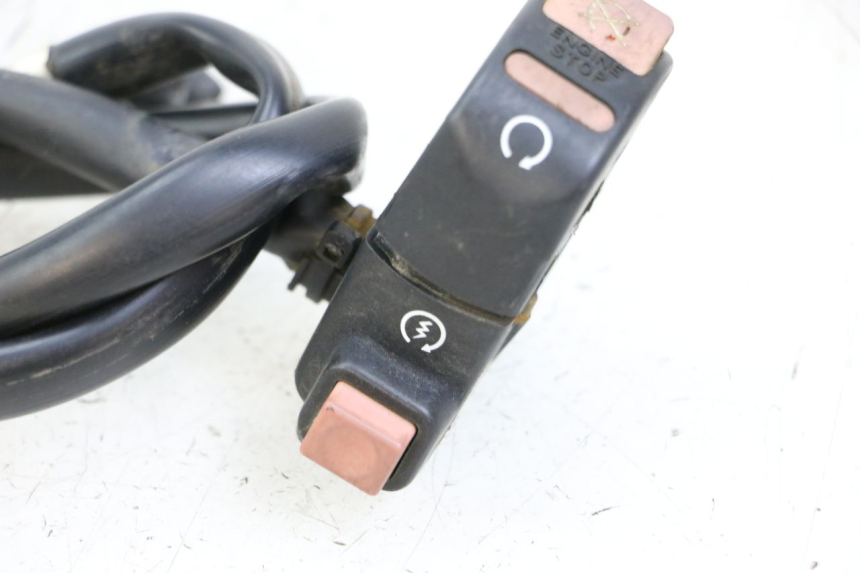 photo de CONMUTADOR DERECHA KYMCO STRYKER OFF ROAD 125 (1999 - 2005) - Vista general del producto