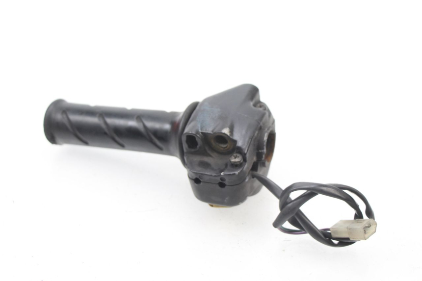 photo de CONMUTADOR DERECHA PEUGEOT LOOXOR 50 (2001 - 2004) - Primer plano técnico