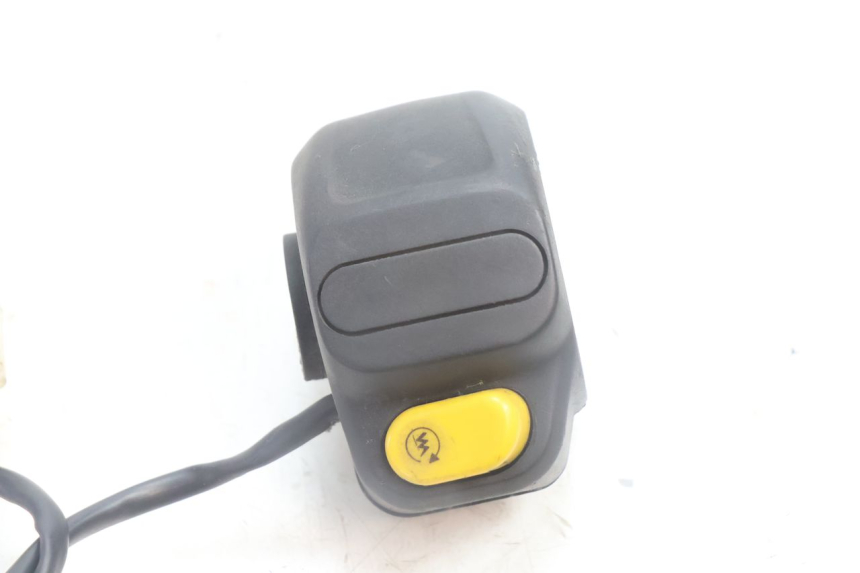 photo de INTERRUPTOR DERECHO PEUGEOT LUDIX BLASTER 50 (2006 - 2014) - Detalle de la pieza