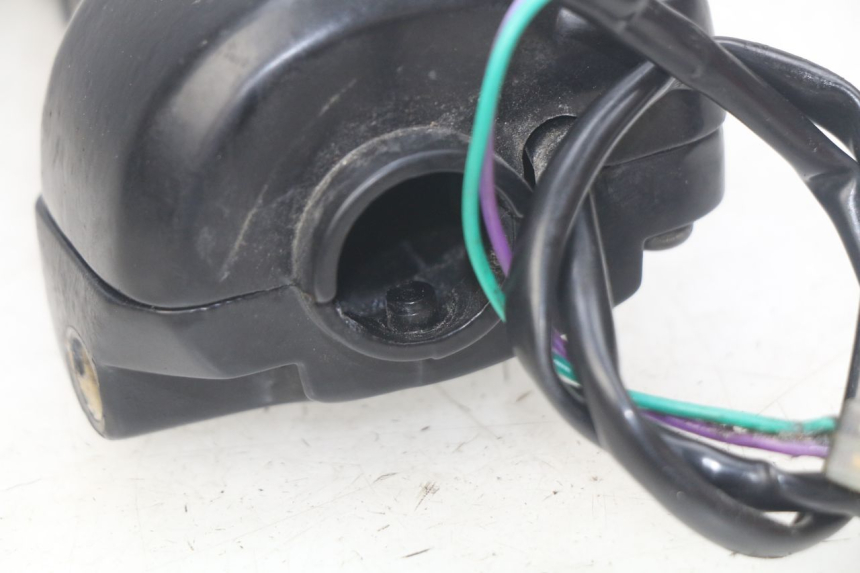 photo de INTERRUPTOR DERECHO PEUGEOT LUDIX 50 (2005 - 2007) - Detalle de la pieza