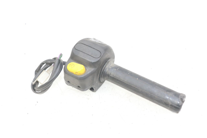 photo de INTERRUPTOR DERECHO PEUGEOT LUDIX 50 (2005 - 2007) - Vista principal