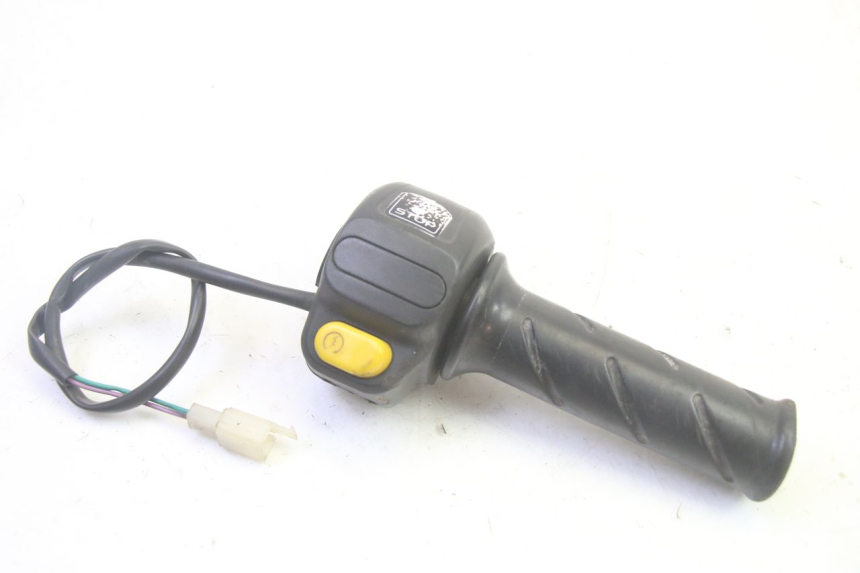 photo de INTERRUPTOR DERECHO PEUGEOT LUDIX 50 (2008 - 2017) - Vista principal